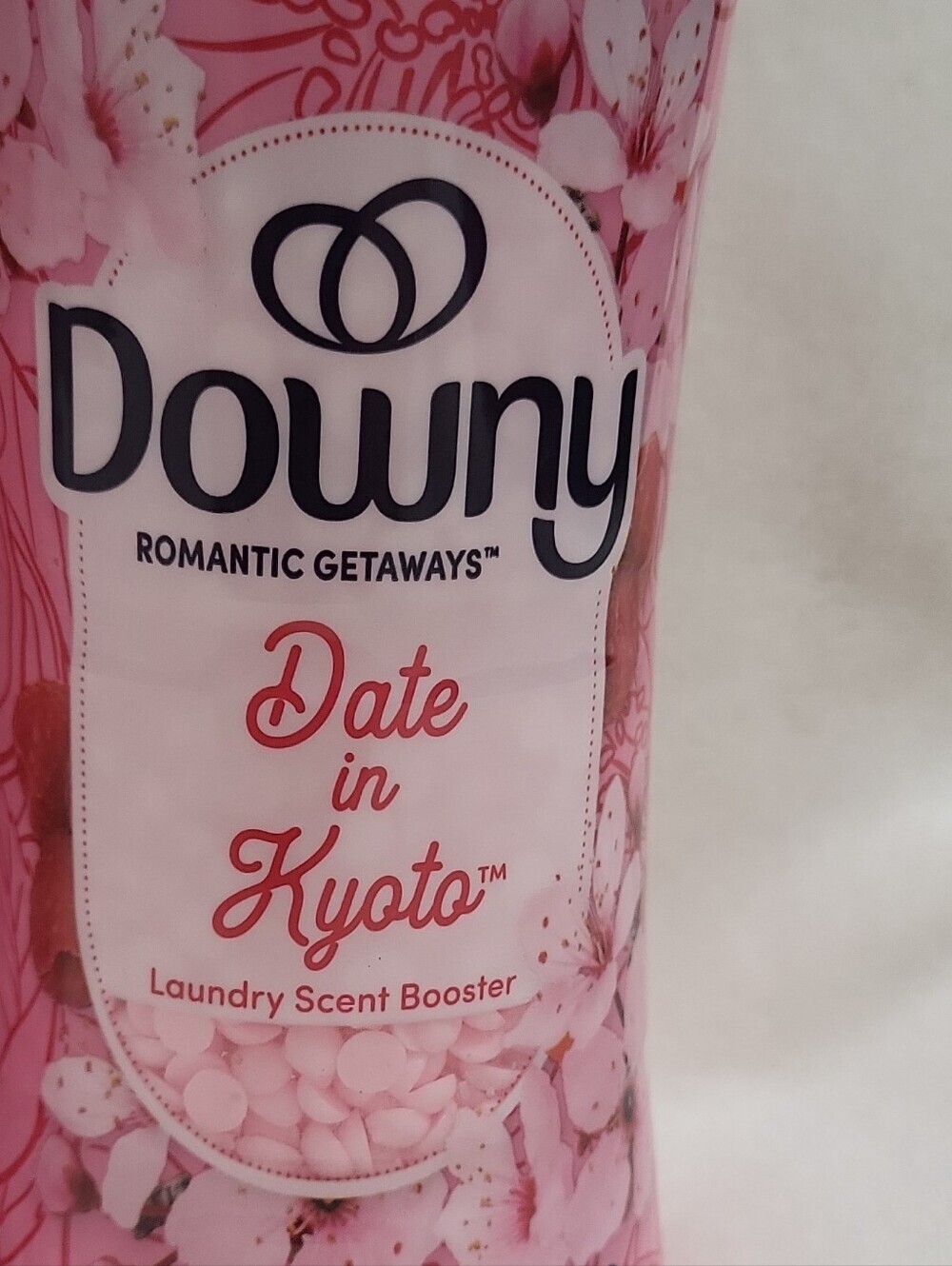 2 Downy Romantic Getaways Date in Kyoto Scent Booster Beads Limited 7.8 oz each - Picture 2 of 11
